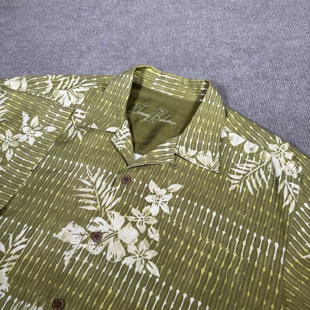 Tommy Bahama Shirt Mens L Green 100% Silk Tropical‎ Floral Palm Hawaiian Camp